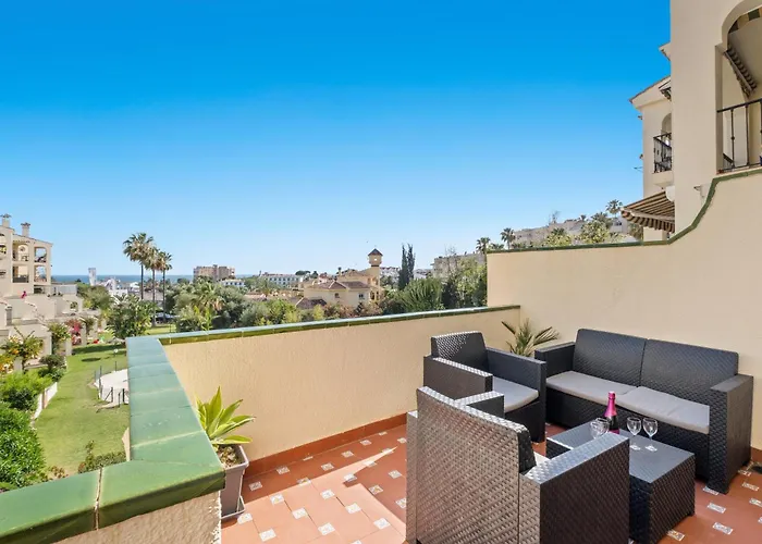 Amazing Apartment With Sea View & Big Terrace