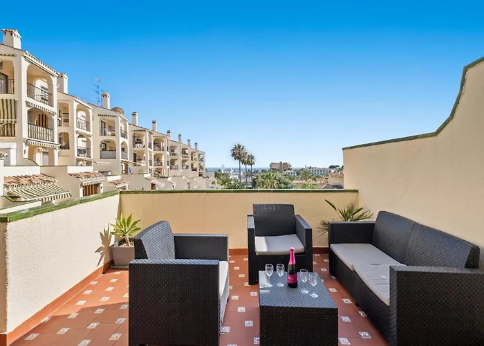 Amazing Apartment With Sea View & Big Terrace